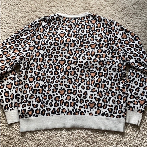 Leopard Cardigan - Picture 2 of 11